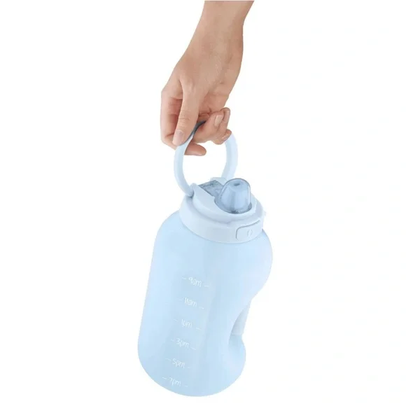 New Ello Hydra Half Gallon Water Bottle with Straw - Picture 7 of 8